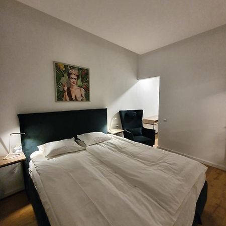Smaragdo Apartamentai Kaunas Exteriör bild